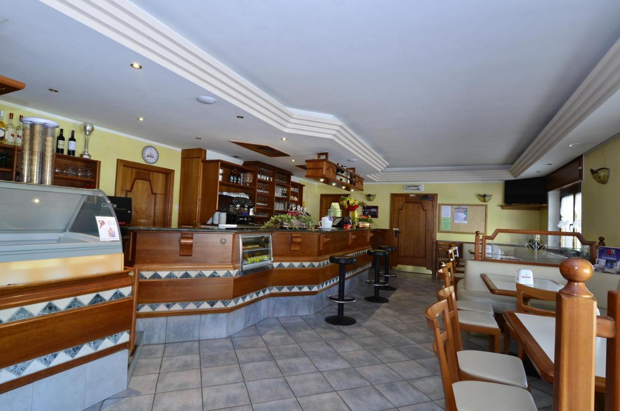 Locanda Ridevert Hotell Tione di Trento Exteriör bild