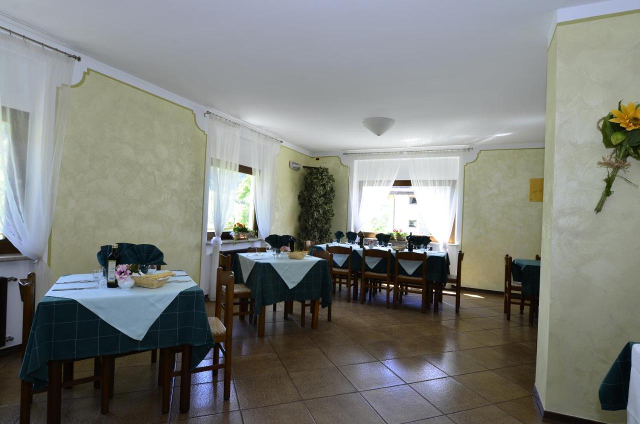 Locanda Ridevert Hotell Tione di Trento Exteriör bild