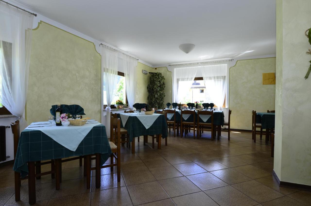 Locanda Ridevert Hotell Tione di Trento Exteriör bild